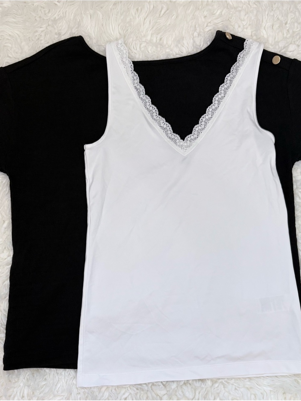 LOFT & Banana Republic 2pc Layering Set: Black Button Top & Lace Cami Size M
